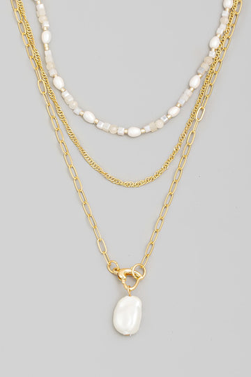Pearl Pendant Necklace