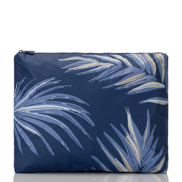Sway Navy Max Pouch
