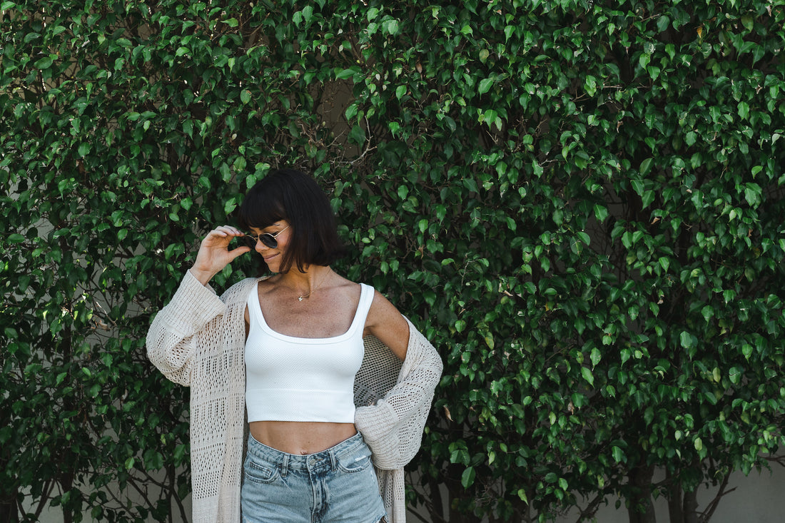 Scoop Neck Crop